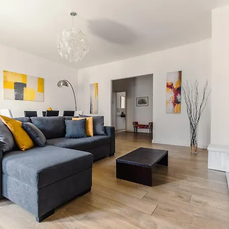 Costanza In Appartement *