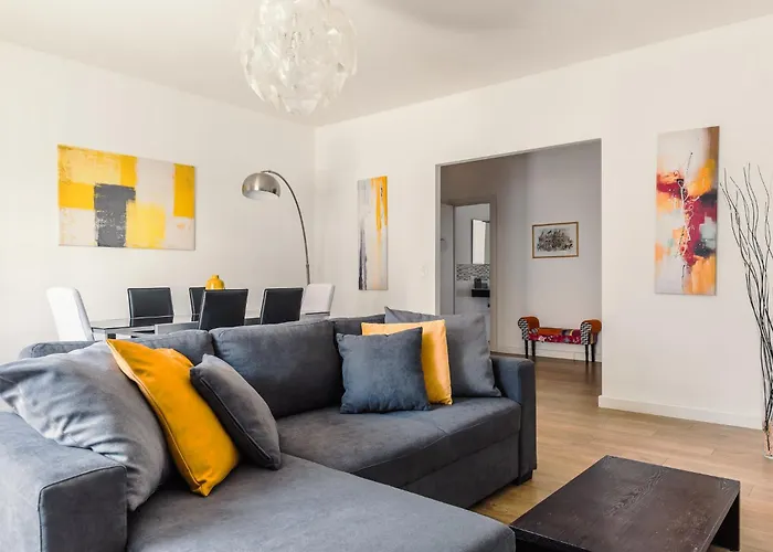 Costanza In Apartament *